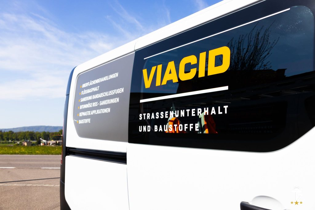 VIACID Renault Trafic Fahrzeugbeschriftung